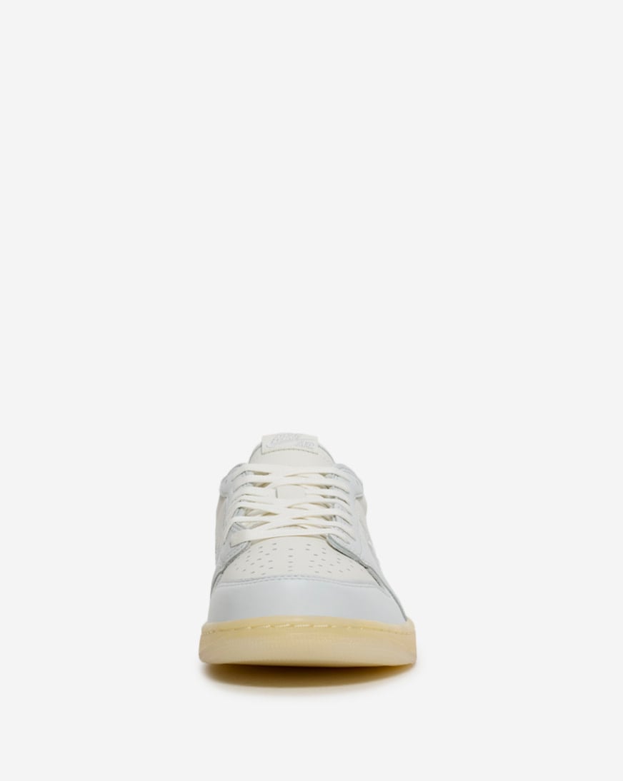 Air Jordan 1 Retro Low OG