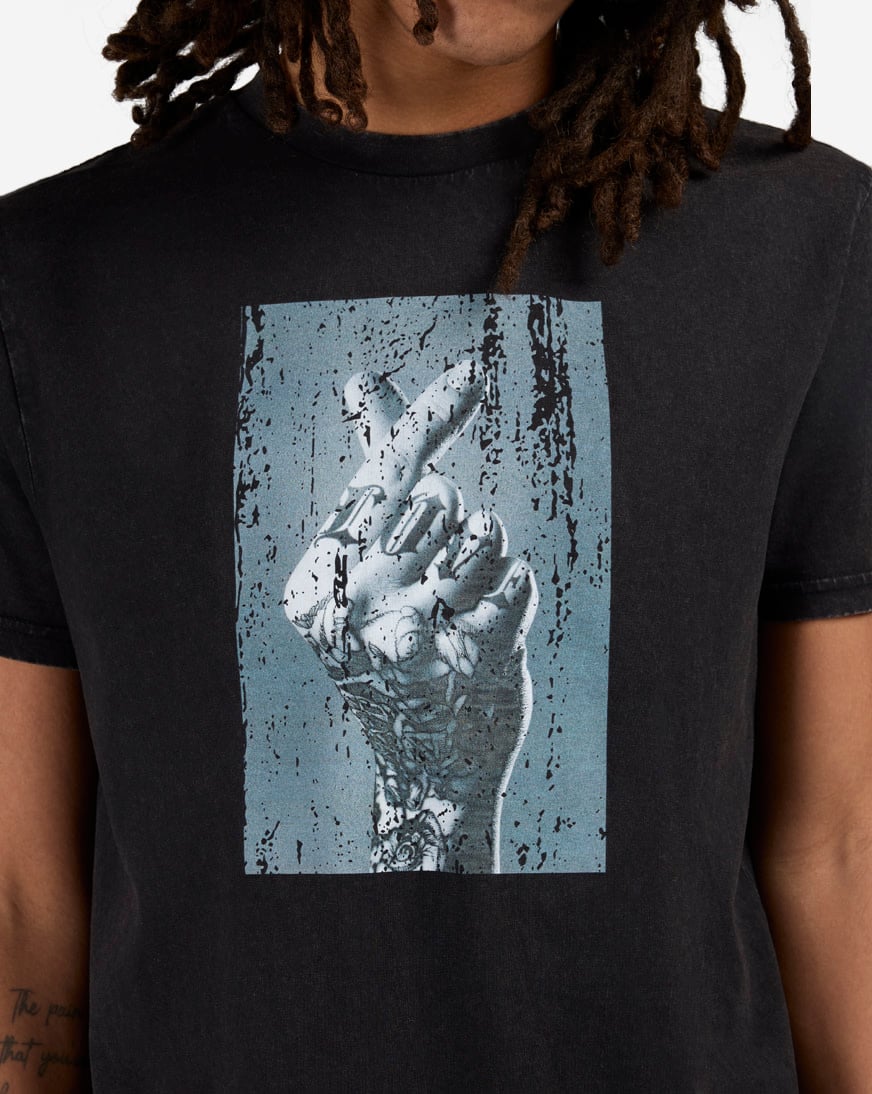 Love Hand Sign Tee