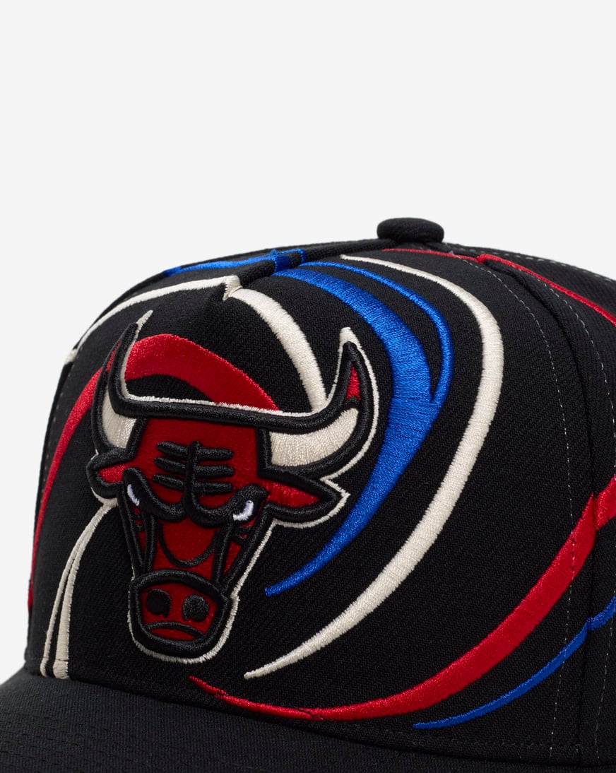 Chicago Bulls Pro Pinch Swirl Snapback Hat
