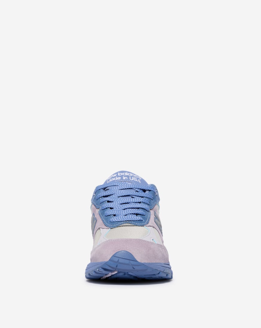 993