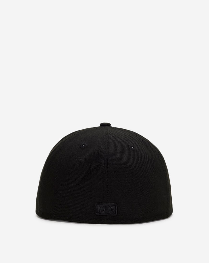 59Fifty Chicago White Sox Core Black Fitted Hat