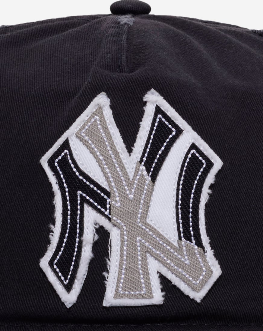 19Twenty New York Yankees Frayed Snapback Hat