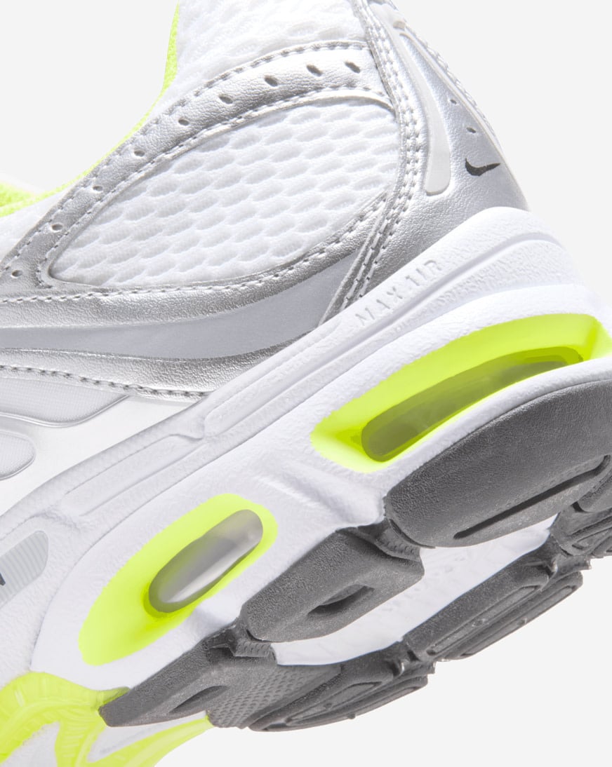 Air Max Moto 2K