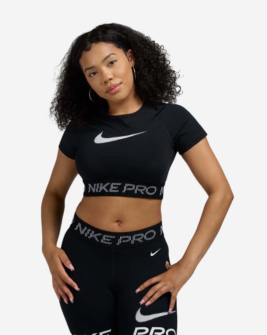 Pro Dri-FIT Short-Sleeve Cropped Top