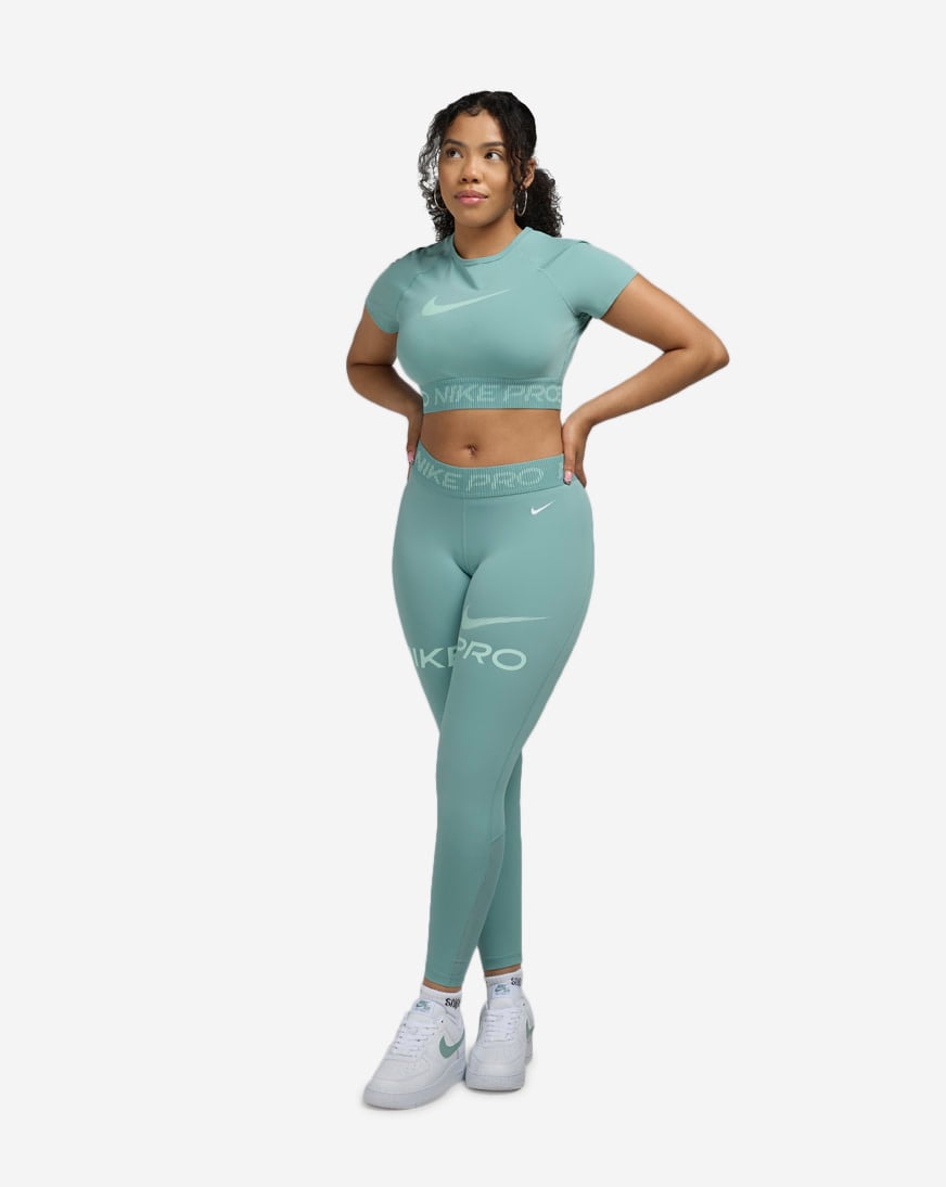 Pro Dri-FIT Short-Sleeve Cropped Top