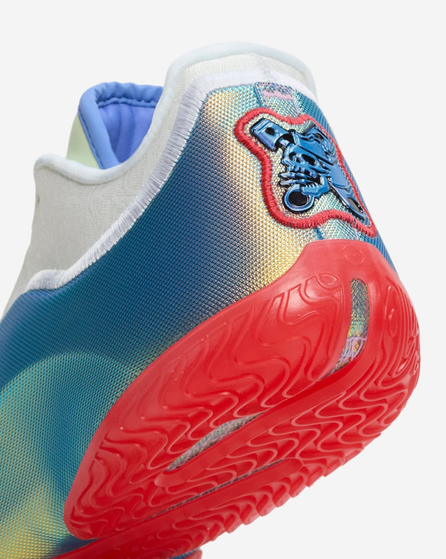 LeBron XXIII "Motor King"