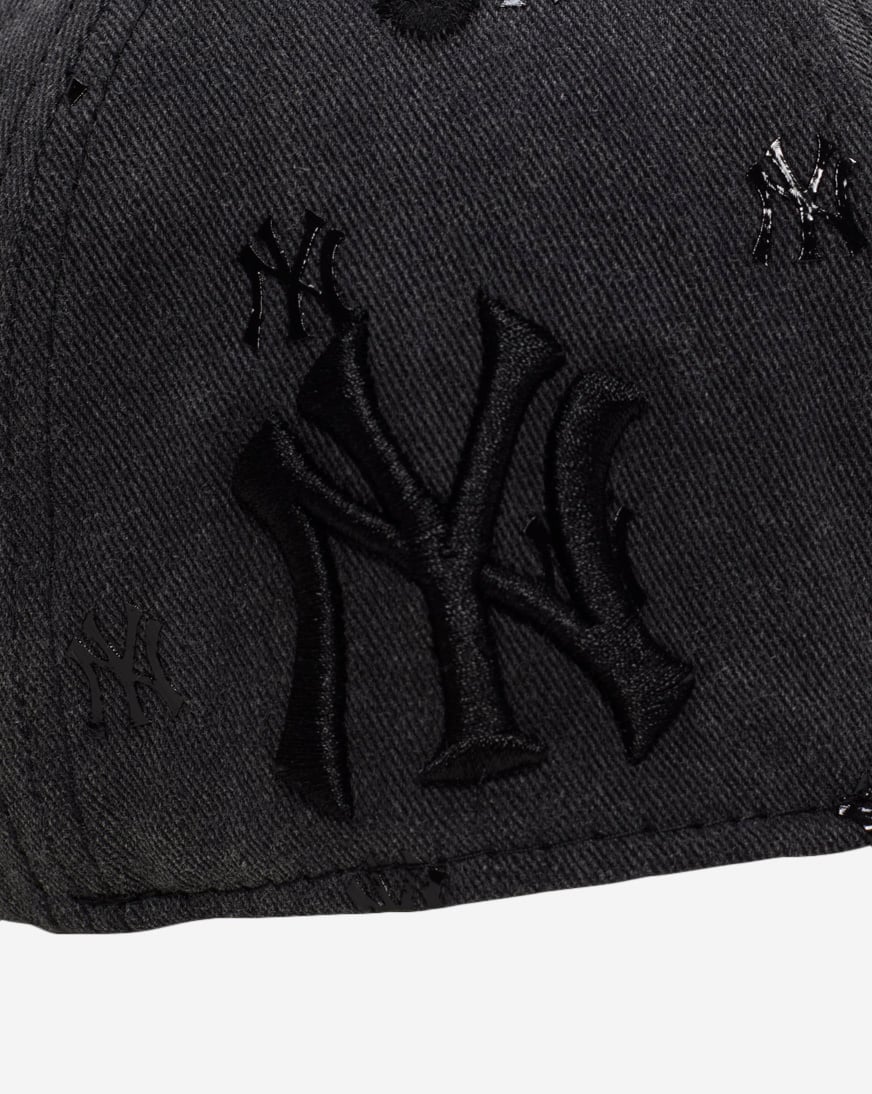 New York Yankees Washed Cotton Twill Pro Arc Strapback