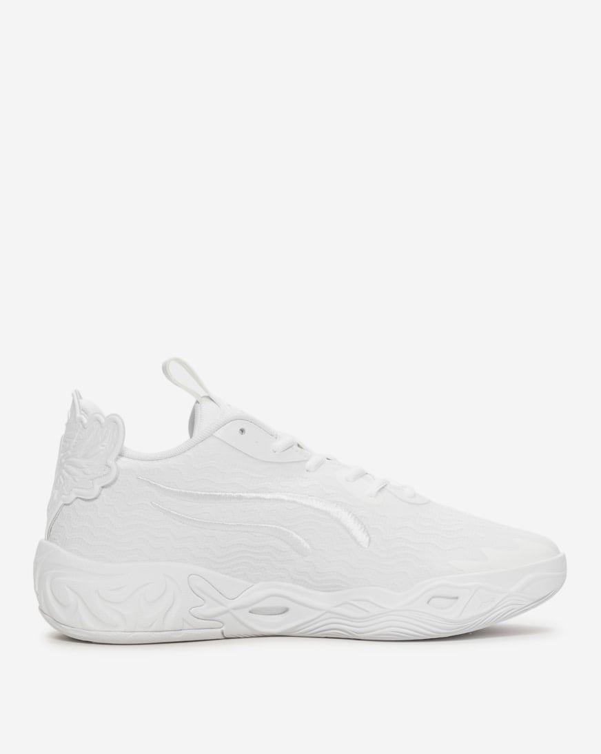 MB.04 Ice White