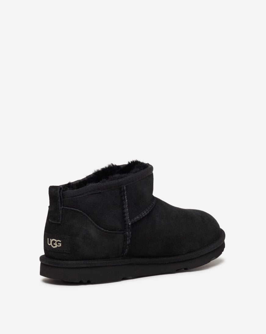 Grade School Classic Ultra Mini Boots